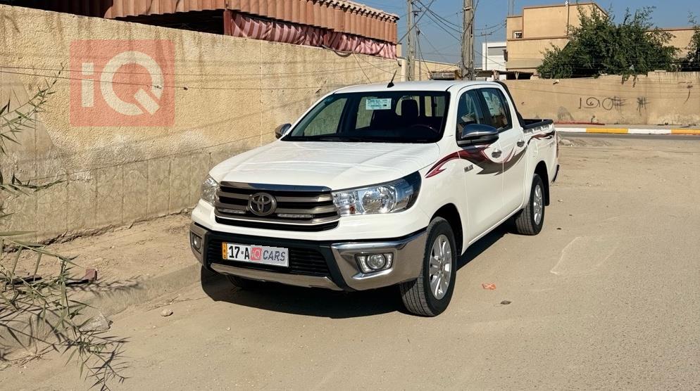 تۆیۆتا هایلۆکس